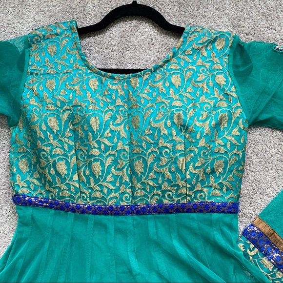 3-Piece Indian/Pakistani Party Dress - Picture 3 of 7